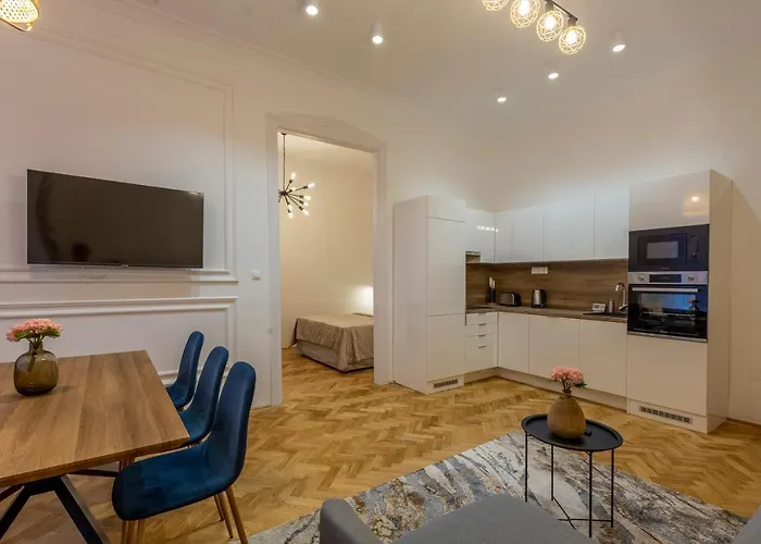 Glamorous Modern Apartment In The Hearth Of Budapest